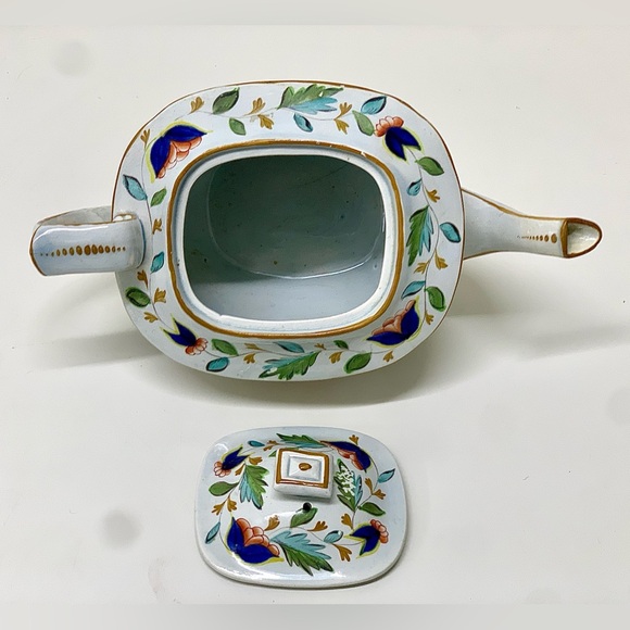 19th Century Antique Gaudy Dutch Grape Pattern Hand Painted Teapot - Picture 15 of 16